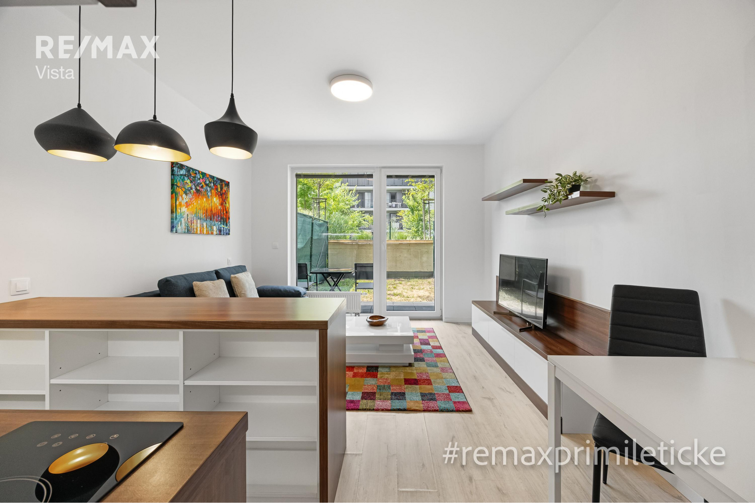 Prenajaté - Na prenájom 1-izbový byt v Slnečniciach – komfortný s vlastnou predzáhradkou