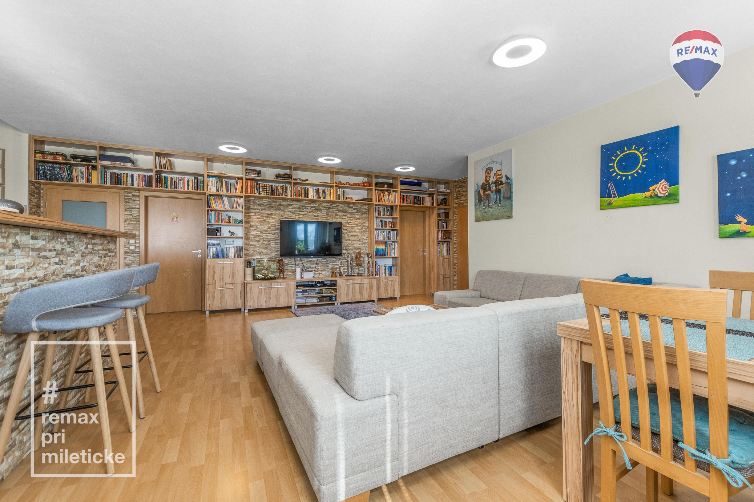 Na predaj veľkometrážny mezonet s terasou a garážou