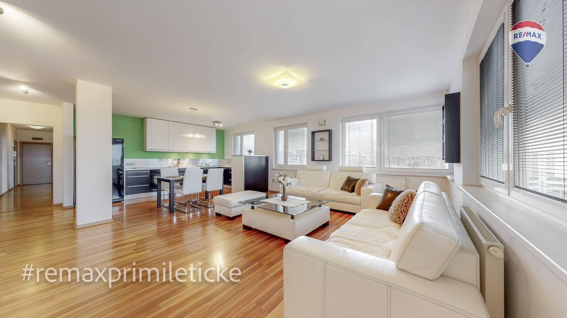 Na prenájom veľký 3-izb byt – Ružinov, 2 balkóny, svetla a priestoru na rozdávanie