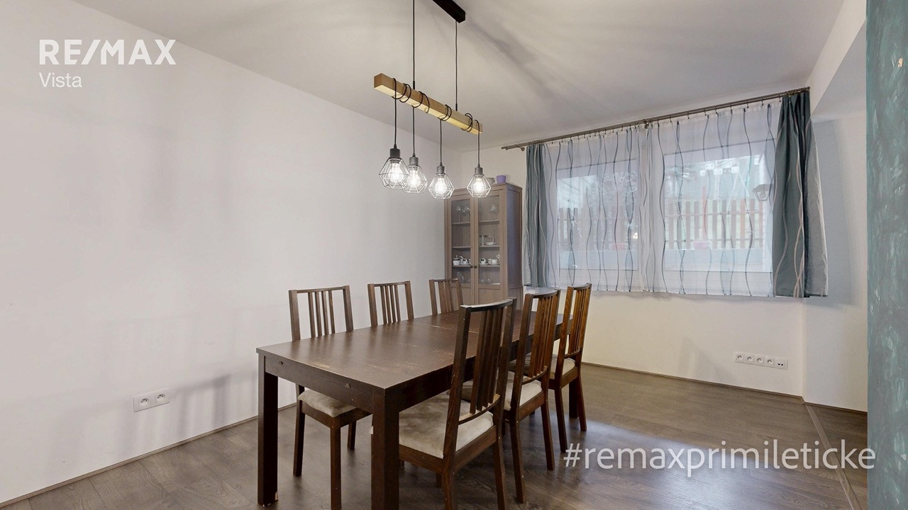 NOVÁ PONUKA - Na predaj priestranný rodinný dom priamo pod lesom