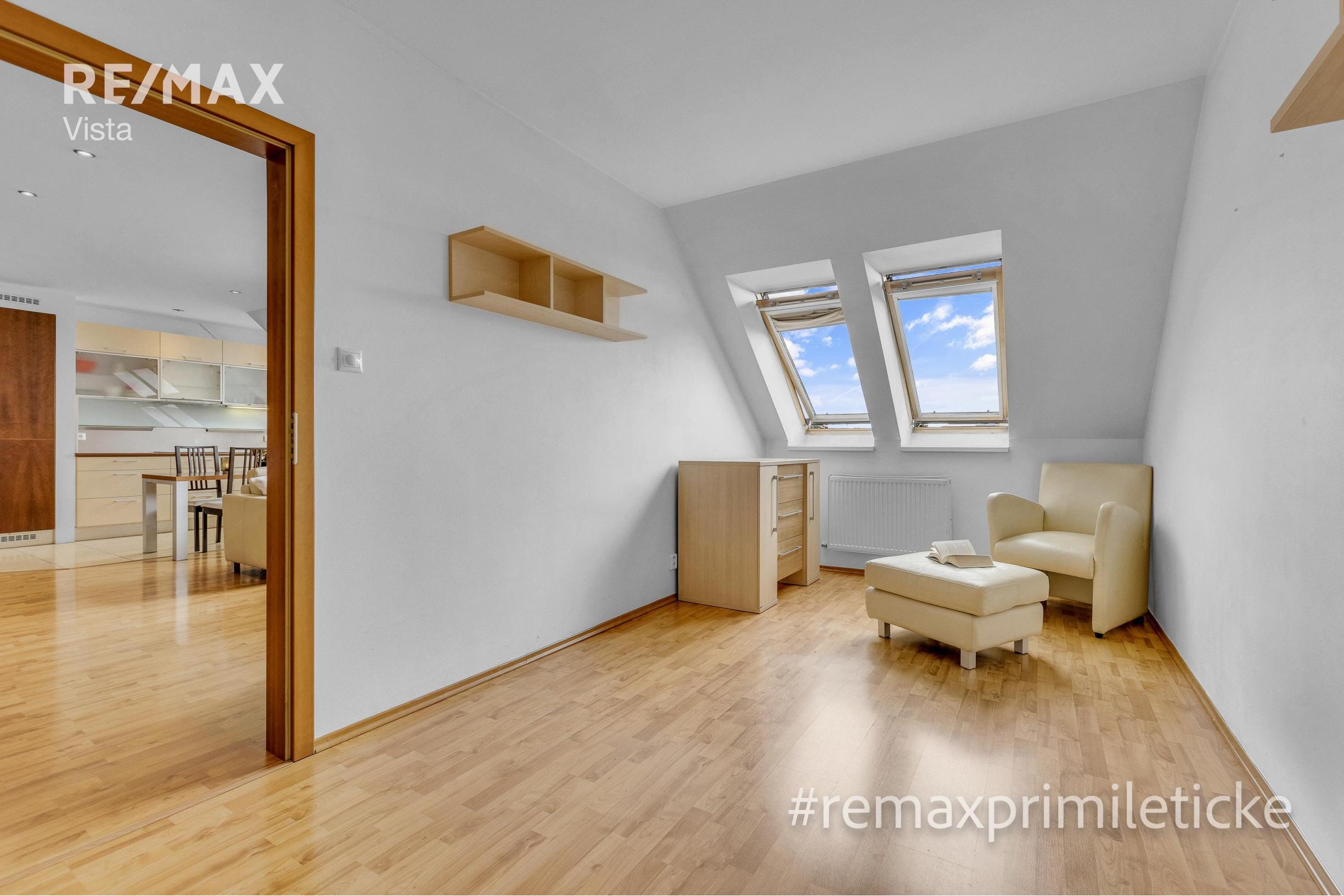 NA PREDAJ 3-izbový mezanín v Starom Meste pod hradom