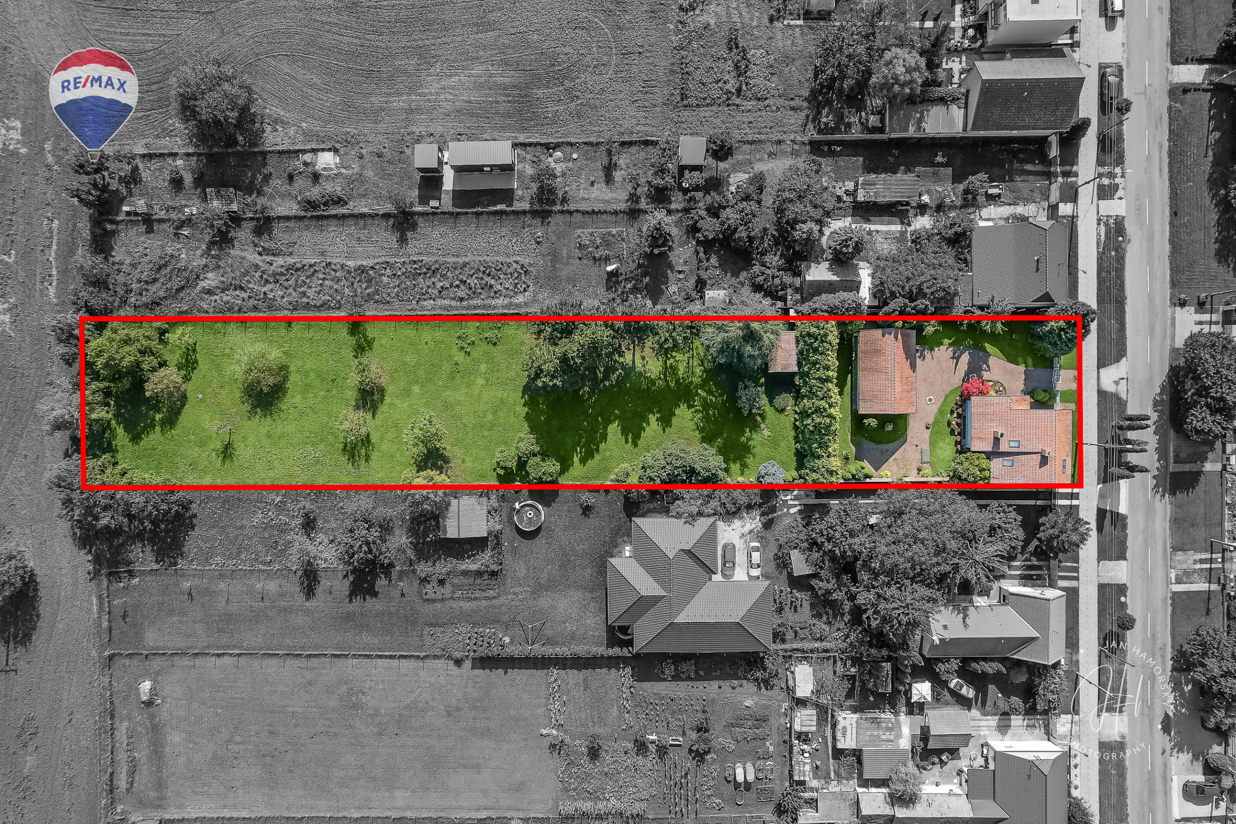 RODINNÝ DOM S VEĽKORYSÝM POZEMKOM 2987 m² – PÁC PRI CÍFERI