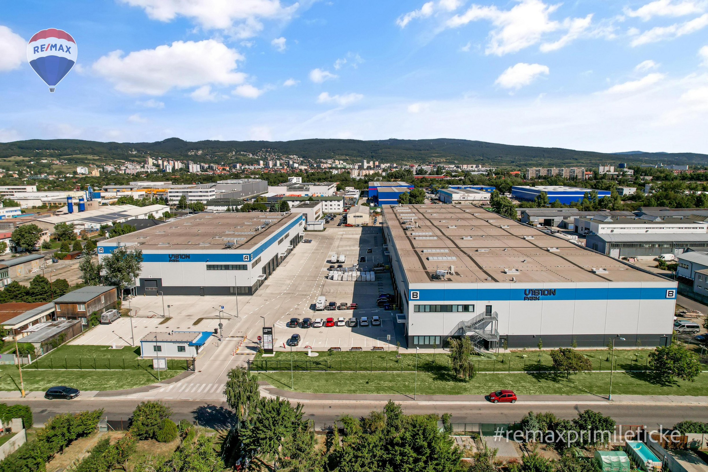 MODERNÝ LOGISTICKO-VÝROBNÝ AREÁL S VÝNIMOČNOU DOSTUPNOSŤOU