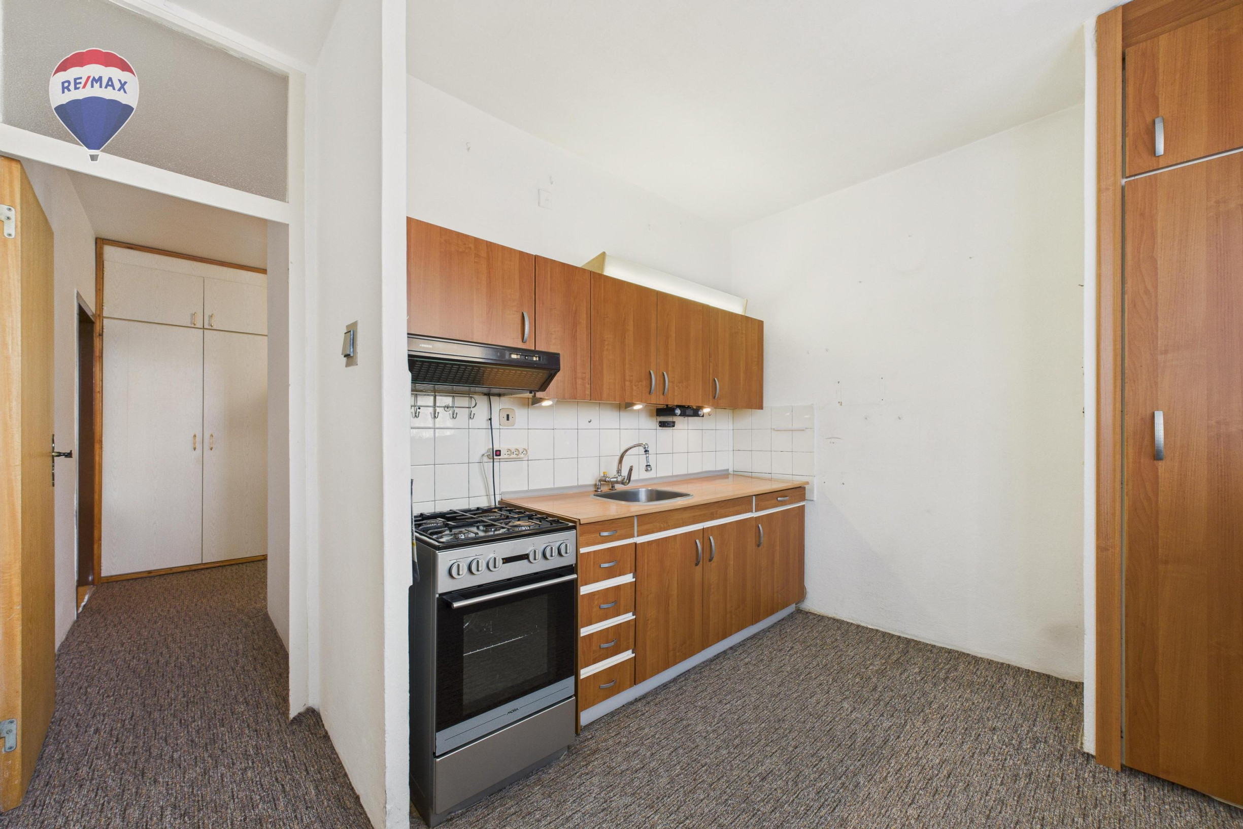 3-izb. byt - SKVELÁ DISPOZÍCIA - BA II - ČIERNOVODSKÁ UL.