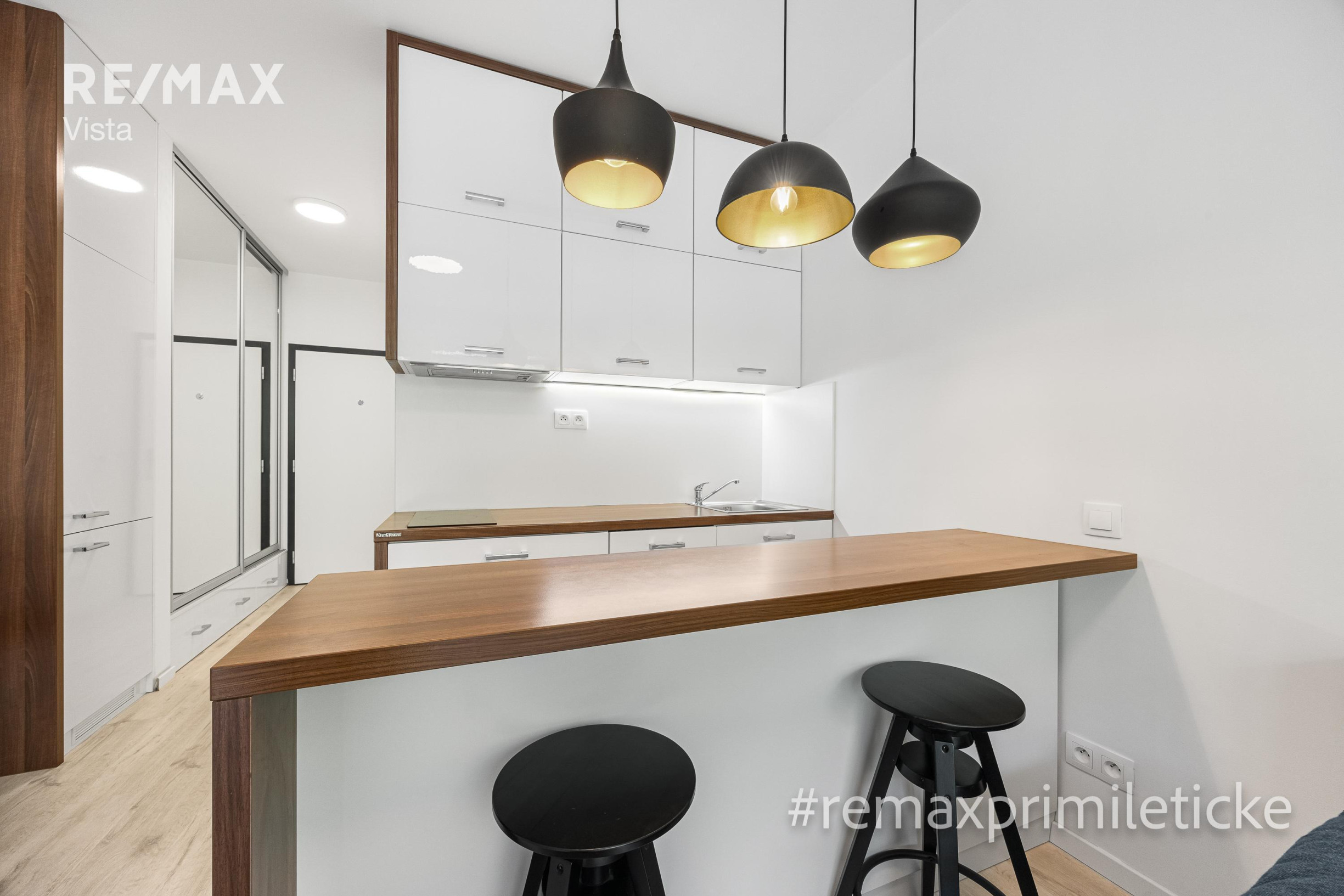 NA PRENÁJOM 1-izbový byt v Slnečniciach