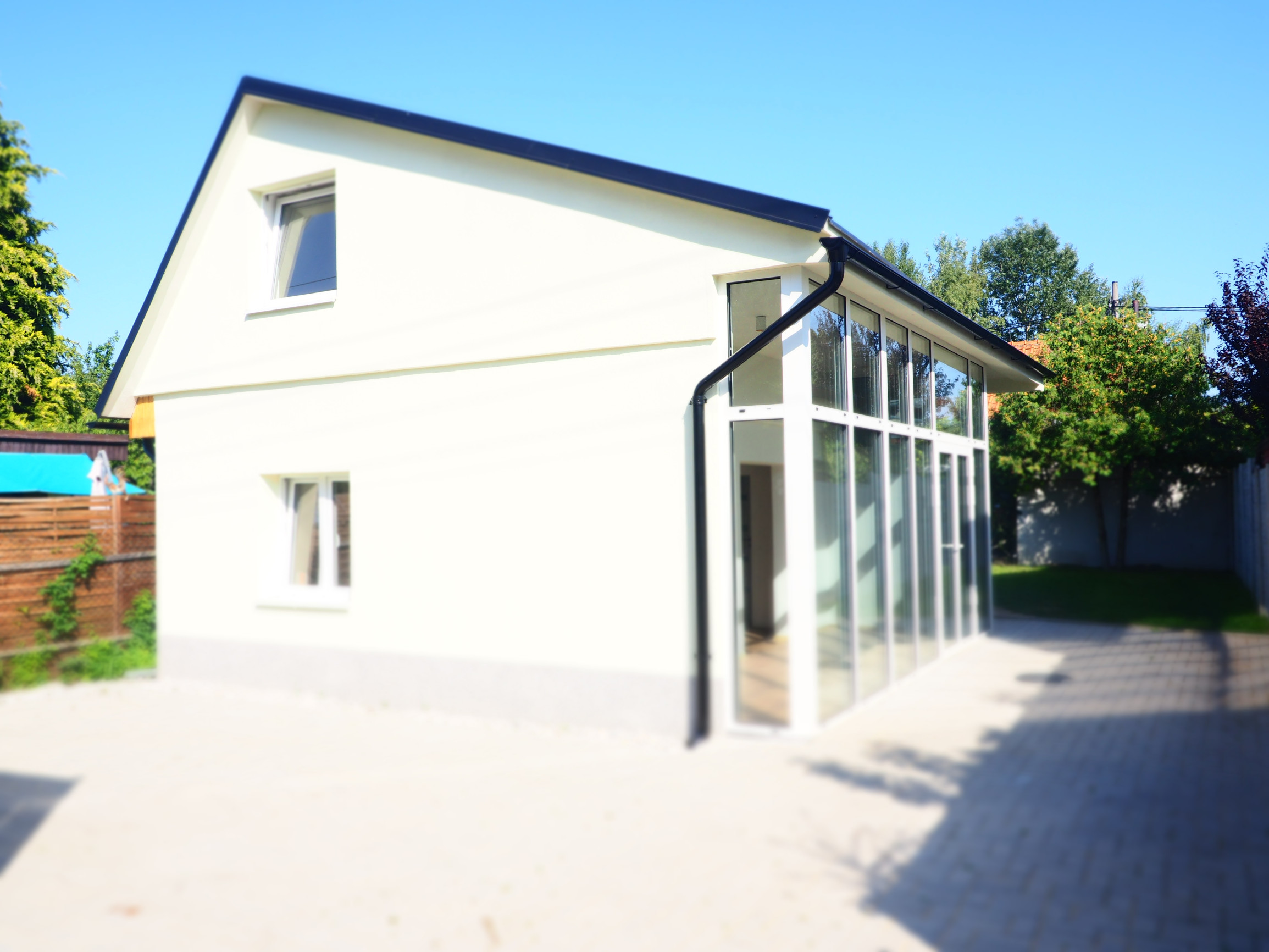 PREDAJ: Chata celoroč. obyv.3-izb.,62m2,poz. 177m2,Súkromie,Zaskl.terasa,Bratislava/Vajnorské jazerá