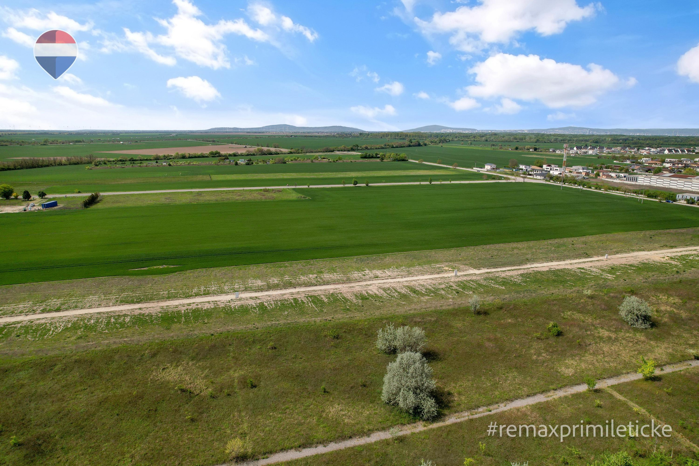 Slnečný pozemok 400 m² – Dolné Kostolné Polia - Čunovo