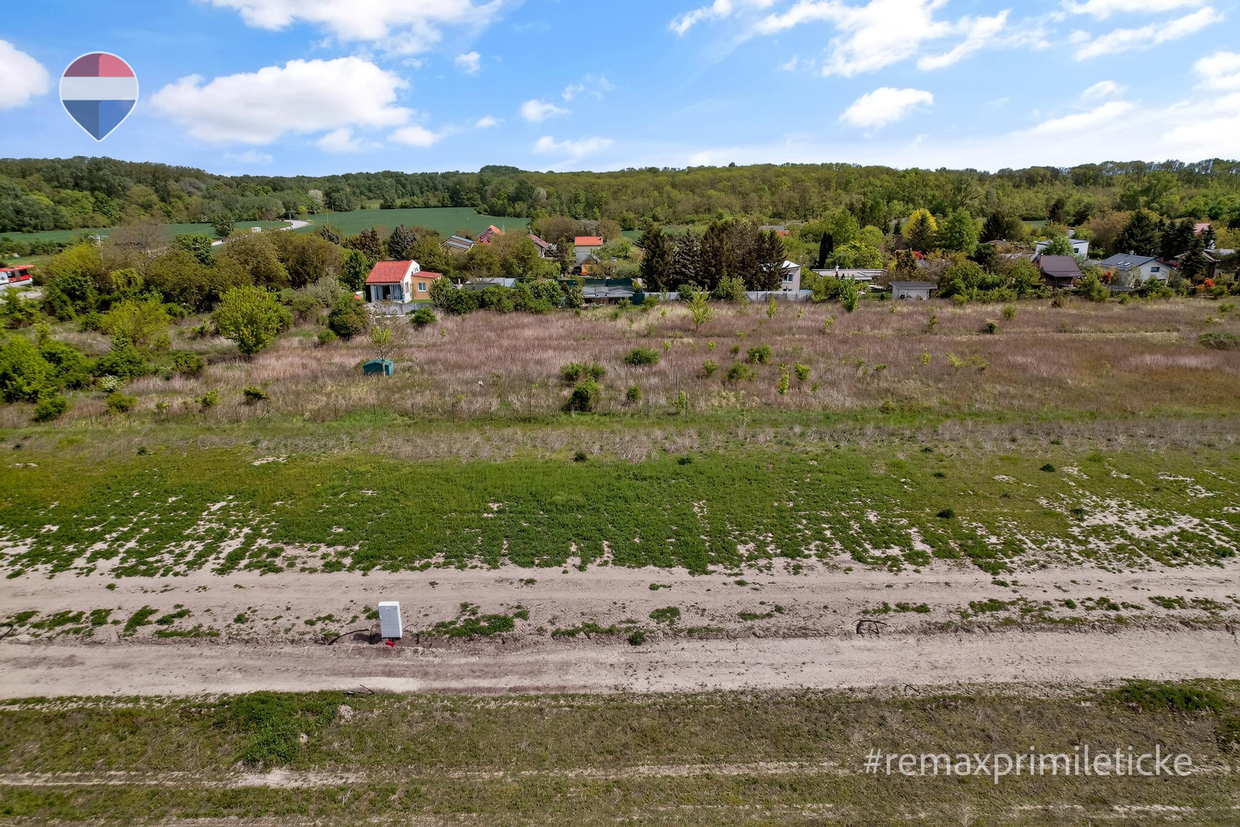Slnečný pozemok 400 m² – Dolné Kostolné Polia - Čunovo