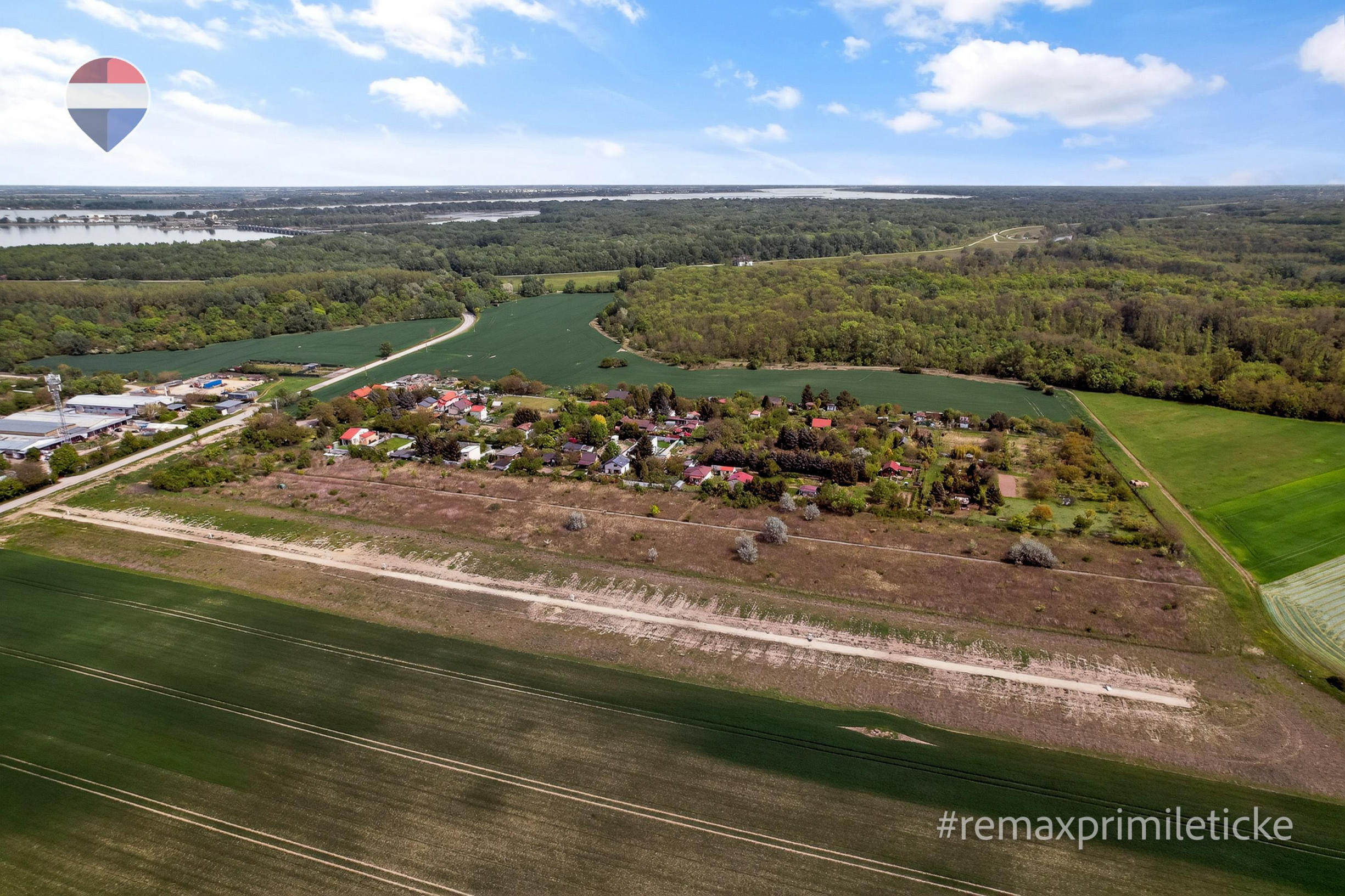 Slnečný pozemok 400 m² – Dolné Kostolné Polia - Čunovo