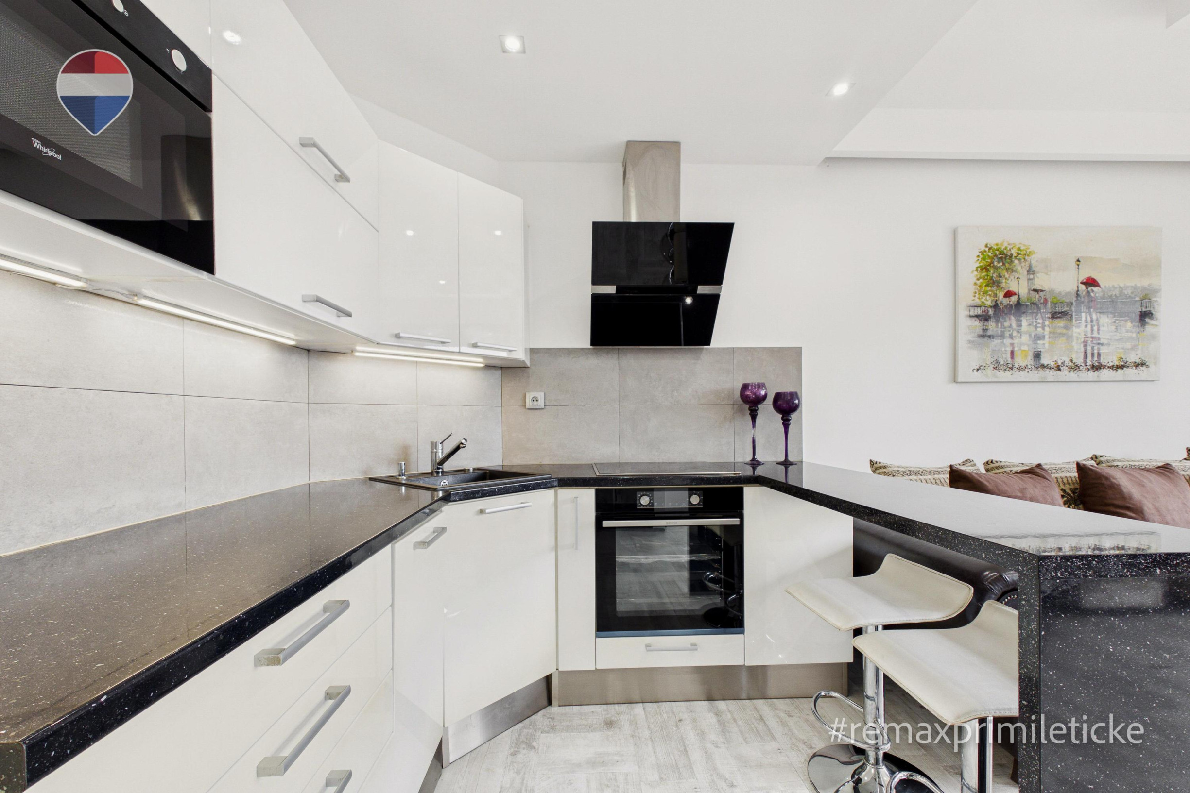 Priestranný 2-izbový byt, 46 m² s terasou a parkovaním