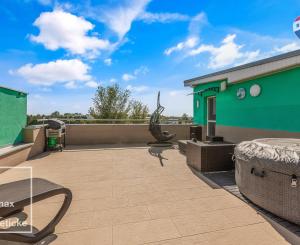 Na predaj veľkometrážny mezonet s terasou a garážou