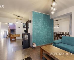 NOVÁ PONUKA - Na predaj priestranný rodinný dom priamo pod lesom