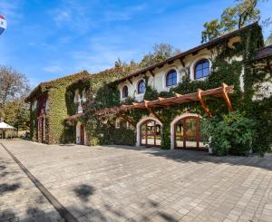 Na predaj exkluzívna usadlosť s nekonečnými možnosťami využitia!