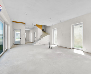 Moderný vidiecky dom v Topoľnici – bývanie i podnikanie v jednom!