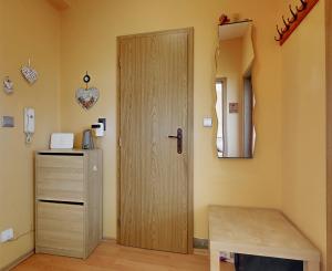 SKVELÉ BÝVANIE ALEBO INVESTÍCIA! - 1i byt - Doležalova ul.