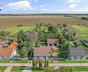 RODINNÝ DOM S VEĽKORYSÝM POZEMKOM 2987 m² – PÁC PRI CÍFERI