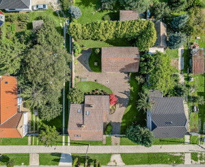 RODINNÝ DOM S VEĽKORYSÝM POZEMKOM 2987 m² – PÁC PRI CÍFERI