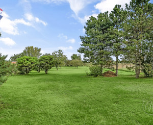 RODINNÝ DOM S VEĽKORYSÝM POZEMKOM 2987 m² – PÁC PRI CÍFERI