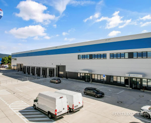 MODERNÝ LOGISTICKO-VÝROBNÝ AREÁL S VÝNIMOČNOU DOSTUPNOSŤOU