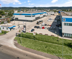 MODERNÝ LOGISTICKO-VÝROBNÝ AREÁL S VÝNIMOČNOU DOSTUPNOSŤOU