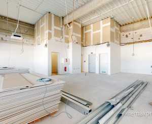 MODERNÝ LOGISTICKO-VÝROBNÝ AREÁL S VÝNIMOČNOU DOSTUPNOSŤOU