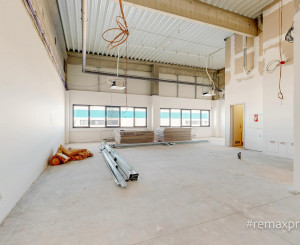 MODERNÝ LOGISTICKO-VÝROBNÝ AREÁL S VÝNIMOČNOU DOSTUPNOSŤOU