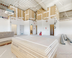 MODERNÝ LOGISTICKO-VÝROBNÝ AREÁL S VÝNIMOČNOU DOSTUPNOSŤOU