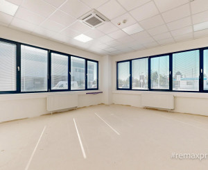 MODERNÝ LOGISTICKO-VÝROBNÝ AREÁL S VÝNIMOČNOU DOSTUPNOSŤOU