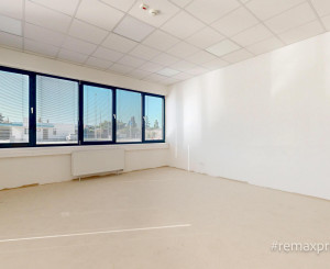 MODERNÝ LOGISTICKO-VÝROBNÝ AREÁL S VÝNIMOČNOU DOSTUPNOSŤOU