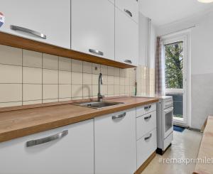 NA PREDAJ 1-izbový byt na Trenčianskej ulici