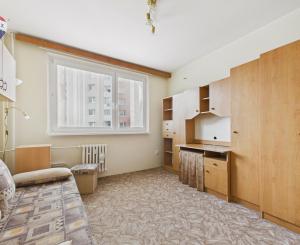 3-izb. byt - SKVELÁ DISPOZÍCIA - BA II - ČIERNOVODSKÁ UL.