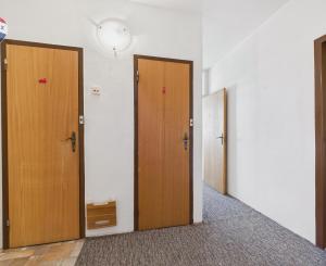 3-izb. byt - SKVELÁ DISPOZÍCIA - BA II - ČIERNOVODSKÁ UL.