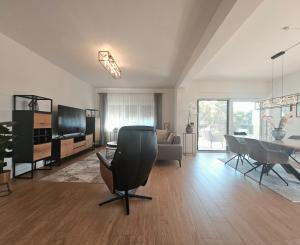 4-izbový / 3-spálňový apartmán v Brodarica, Šibenik - Chorvátsko | 135,28 m2