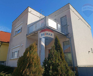 TICHÉ BÝVANIE V SRDCI MALÝCH KARPÁT – 4-IZBOVÝ DOM V DUBOVEJ