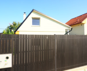 PREDAJ: Chata celoroč. obyv.3-izb.,62m2,poz. 177m2,Súkromie,Zaskl.terasa,Bratislava/Vajnorské jazerá