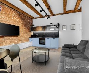 Novozrekonštruovaný 2-izbový byt v blízkosti centra