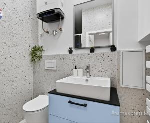 Novozrekonštruovaný 2-izbový byt v blízkosti centra