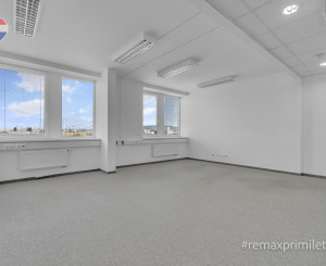 Priestranné kancelárske priestory 300 m² na prenájom | Pestovateľská ulica, Bratislava – Ružinov