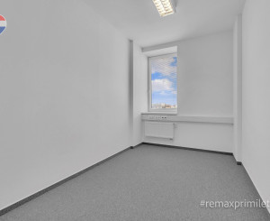 Priestranné kancelárske priestory 300 m² na prenájom | Pestovateľská ulica, Bratislava – Ružinov