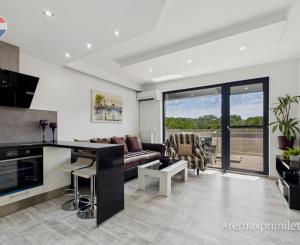 Priestranný 2-izbový byt, 46 m² s terasou a parkovaním
