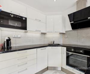 Priestranný 2-izbový byt, 46 m² s terasou a parkovaním