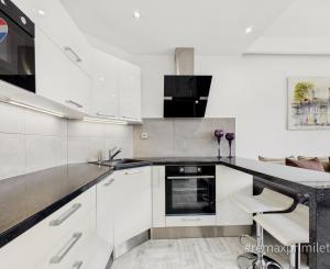 Priestranný 2-izbový byt, 46 m² s terasou a parkovaním