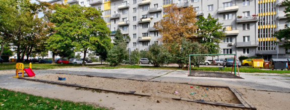 NA PREDAJ 1-izbový byt na Trenčianskej ulici