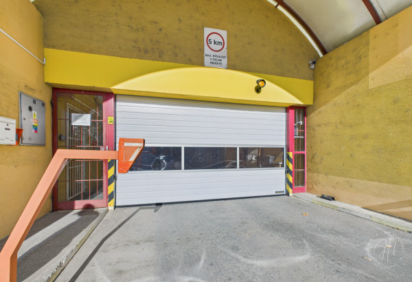 Prenájom garáže 17 m2, Bratislava - Vrakuňa