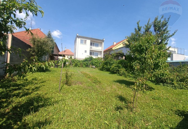 TICHÉ BÝVANIE V SRDCI MALÝCH KARPÁT – 4-IZBOVÝ DOM V DUBOVEJ