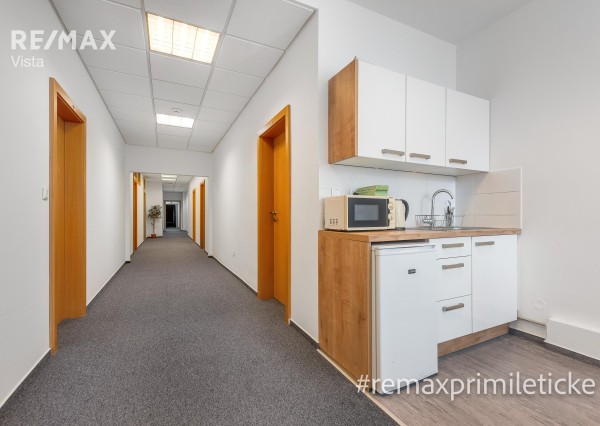 Kancelárske priestory na prenájom v Bratislave Ružinov