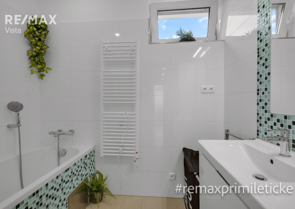 Predané - Moderný 4 izb dom v Bratislave - spojenie prírody s mestom