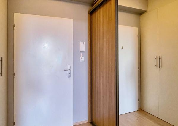 Na prenájom 2izb byt v pokojnej časti Podunajských Biskupíc