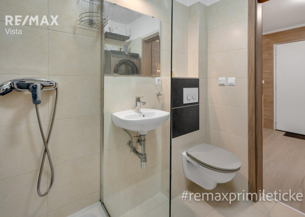 KRÁSNE RODINNÉ BÝVANIE V SÚKROMÍ - ROVINKA, Riečna ul.