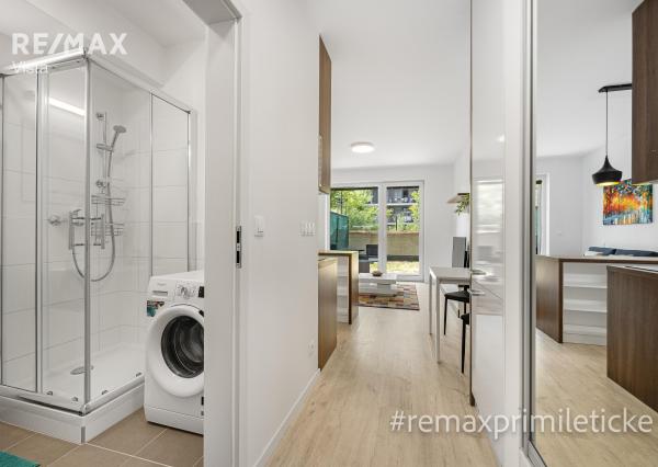 Prenajaté - Na prenájom 1-izbový byt v Slnečniciach – komfortný s vlastnou predzáhradkou